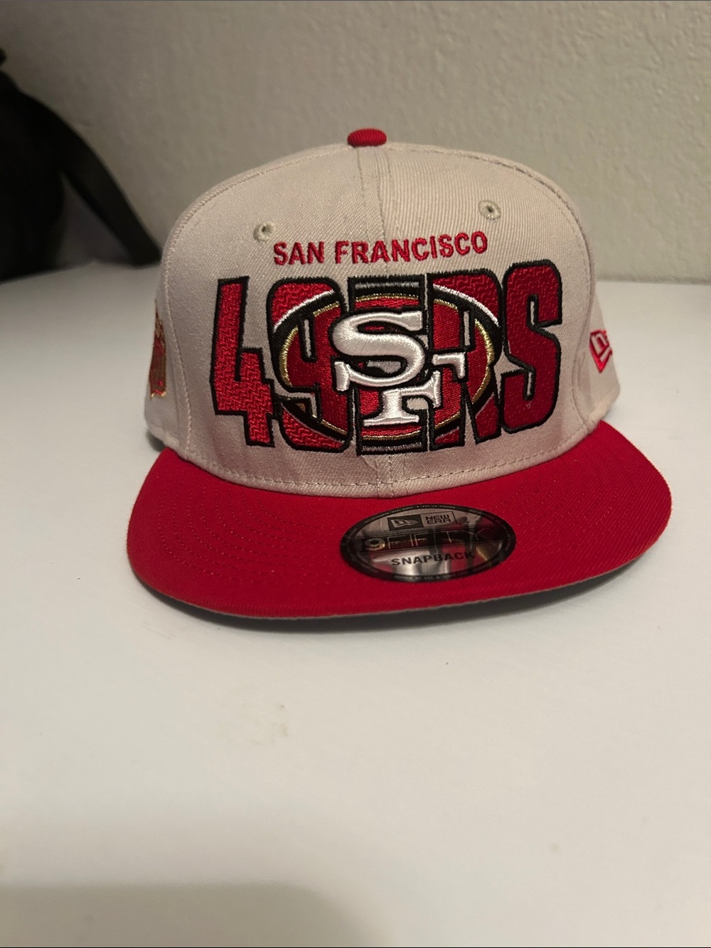New Era San Francisco 49ers Snapback - Red and Cream